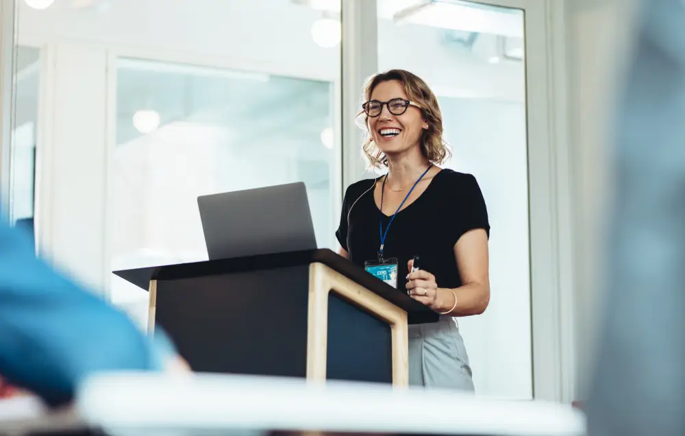 LinkedIn für Führungskräfte: Sichtbarkeit gewinnen und Vertrauen im B2B stärken